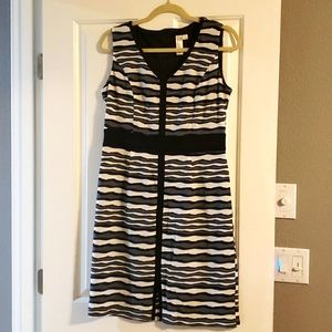 Sleeveless striped textured dress